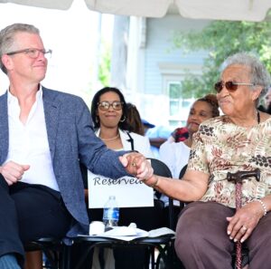 Celebration of Faubourg Lafitte Construction